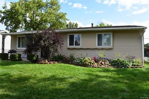 2273 Douglas Joel Dr, Flint, MI 48505 photo 1