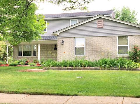 15875 Jennifer Dr, Macomb, MI 48044 photo 1