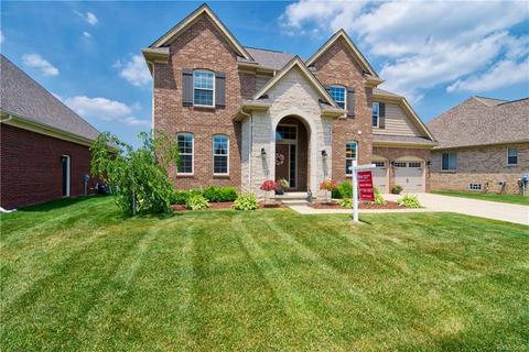 21495 John Dr, Macomb, MI 48044 photo 1