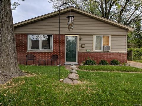 7165 Michael St, Taylor, MI 48180 photo 1