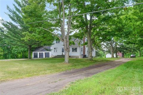 5461 Beecher Rd, Flint, MI 48532 photo 1