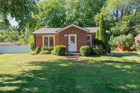 945 Golfview St, Algonac, MI 48001 photo 1
