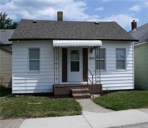 18565 Riverview St, Riverview, MI 48193 photo 1