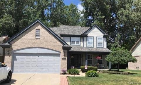19186 Pine Ledge Dr, Brownstown Twp, MI 48193 photo 1