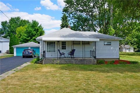 2083 Bernice Ave, Flint, MI 48532 photo 1