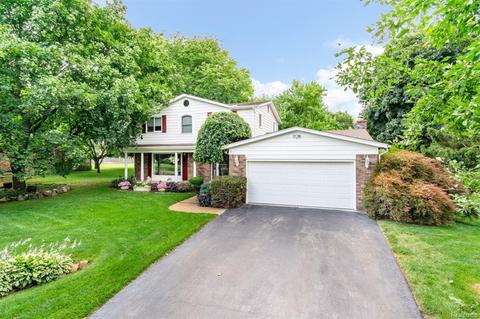 1981 Carter Rd, Rochester Hills, MI 48306 photo 1