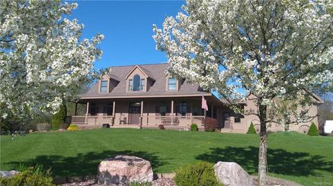 1685 County Farm Rd, Howell, MI 48843 photo 1