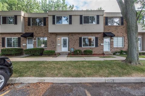 204 Astor Blvd, Belleville, MI 48111 photo 1