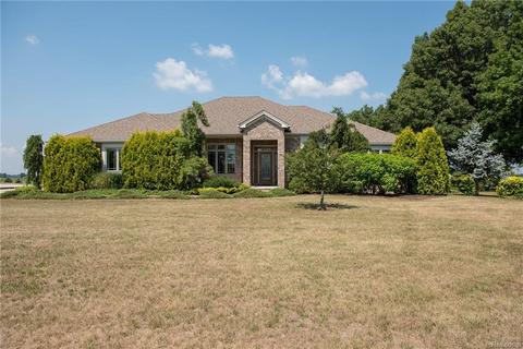 2207 Sheick Rd, Monroe, MI 48162 photo 1