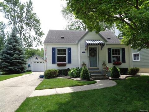 35245 Ash St, Wayne, MI 48184 photo 1