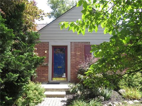 1275 Cedar Dr, Birmingham, MI 48009 photo 1