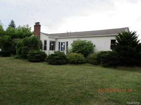 6433 Fenton Rd, Flint, MI 48507 photo 1