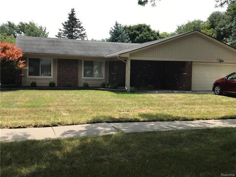 644 Randall, Troy, MI 48085 photo 1