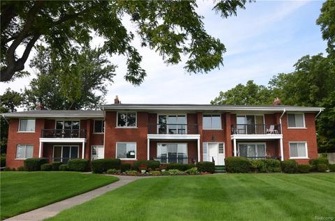 24160 E River Unit 3b Rd, Grosse Ile, MI 48138 photo 1