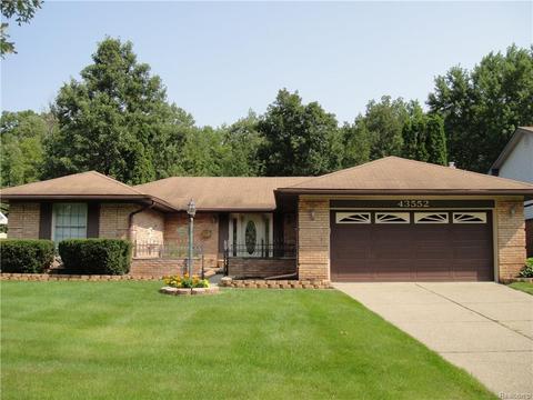 43552 Bannockburn Dr, Canton, MI 48187 photo 1