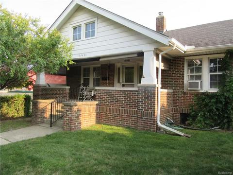 34431 Sims St, Wayne, MI 48184 photo 1