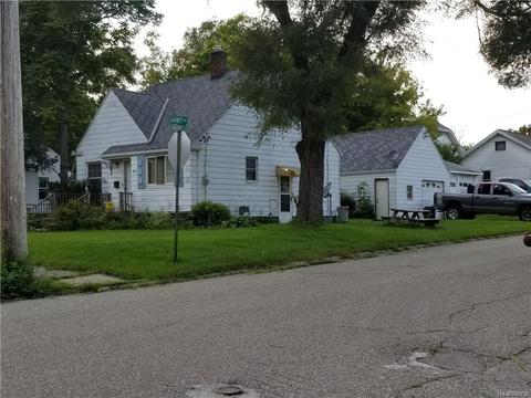 2602 Brown St, Flint, MI 48503 photo 1
