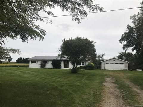 3285 Maple Valley Rd, Marlette, MI 48453 photo 1