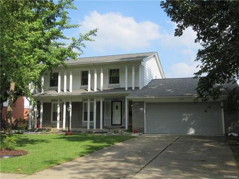 2446 Warwick Dr, Troy, MI 48084 photo 1