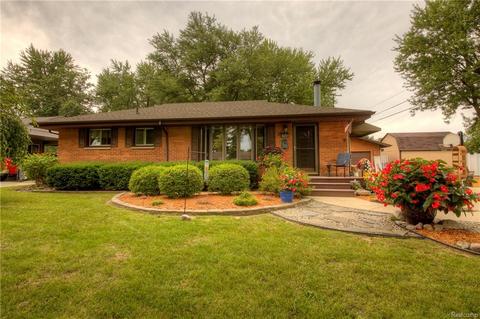831 Kay St, Davison, MI 48423 photo 1