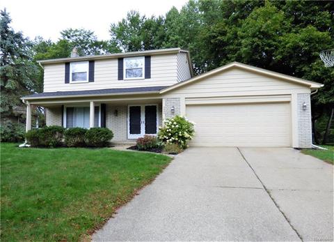 3854 Gate Dr, Troy, MI 48083 photo 1