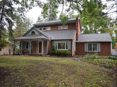 577 Chilson Rd, Howell, MI 48843 photo 1