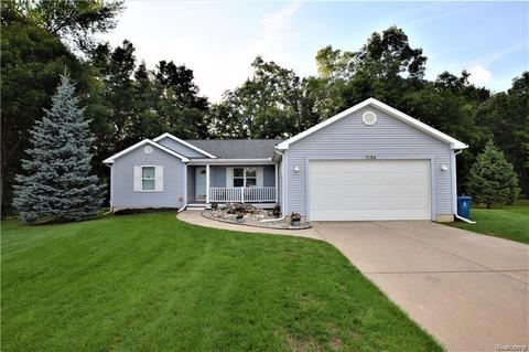 1254 Lexa Ln, Flint, MI 48507 photo 1
