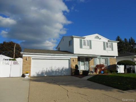1813 Springfield St, Flint, MI 48503 photo 1