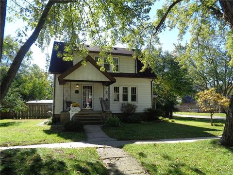 35641 Chestnut St, Wayne, MI 48184 photo 1