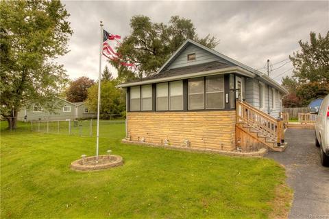 1457 E Williamson St, Burton, MI 48529 photo 1