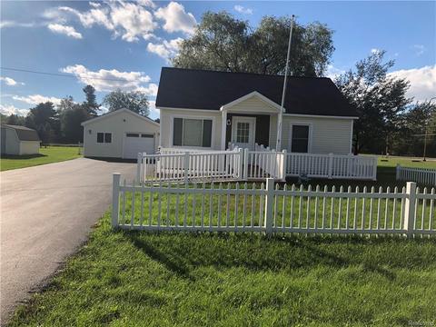 709 Anchor St, Gladwin, MI 48624 photo 1
