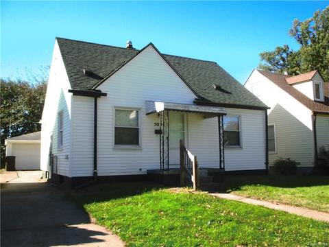 5024 Winifred St, Wayne, MI 48184 photo 1