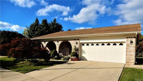 18 Williamson Ct, Dearborn, MI 48126 photo 1
