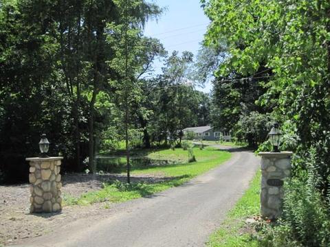 977 Sexton Rd, Howell, MI 48843 photo 1