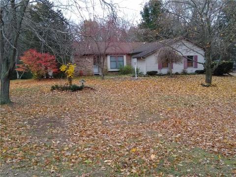 699 Foxfire Dr, Howell, MI 48843 photo 1