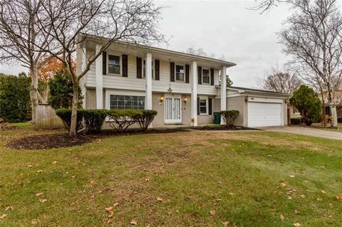 5984 Cliffside Dr, Troy, MI 48085 photo 1