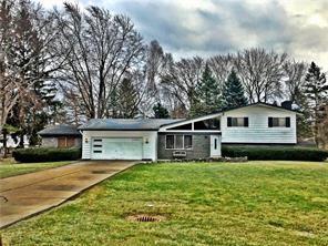 5365 Oaktree Dr, Flint, MI 48532 photo 1