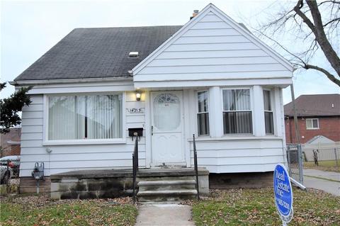 14213 Lithgow St, Dearborn, MI 48126 photo 1