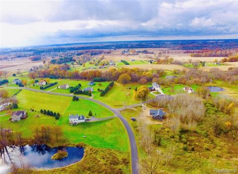 5743 Iosco Mountain Rd, Gregory, MI 48137 photo 1