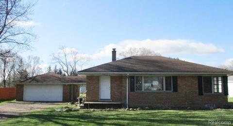 35563 Wick Rd, Romulus, MI 48174 photo 1