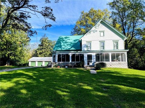 26540 Will Carleton Rd, Flat Rock, MI 48134 photo 1