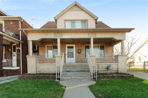 7415 Maple St, Dearborn, MI 48126 photo 1