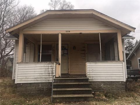 2516 Gilman Pl, Jackson, MI 49203 photo 1