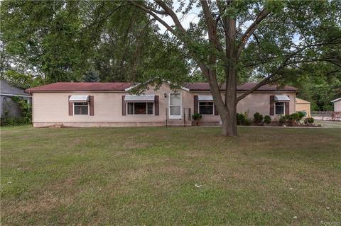 6685 Ball Rd, Romulus, MI 48174 photo 1