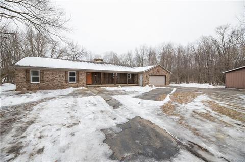 9440 Beecher Rd, Flushing, MI 48433 photo 1