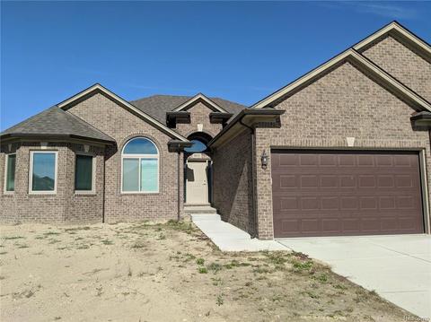 18323 Aqua Dr, Macomb, MI 48042 photo 1