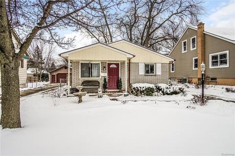 106 E Tacoma St, Clawson, MI 48017 photo 1