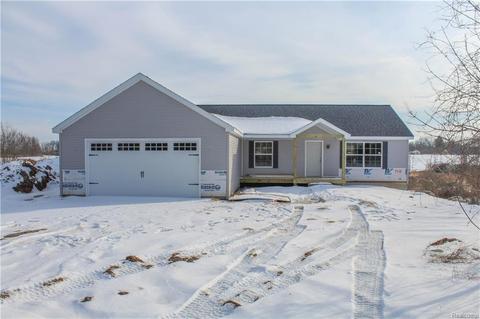 200 E Allen, Howell, MI 48855 photo 1
