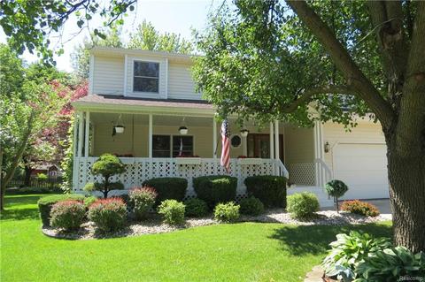 702 Illinois Ct, Tecumseh, MI 49286 photo 1