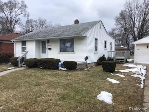 8237 Prospect Ave, Warren, MI 48089 photo 1